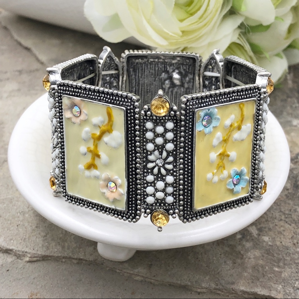 Vintage look Yellow Wide Panel Stretch Bracelet